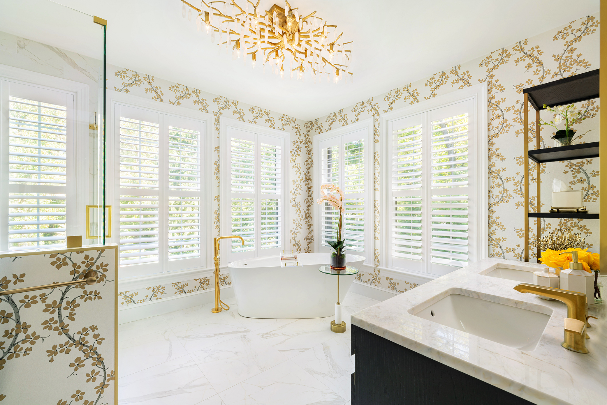 Choosing the Perfect Wallpaper for Your Bathroom