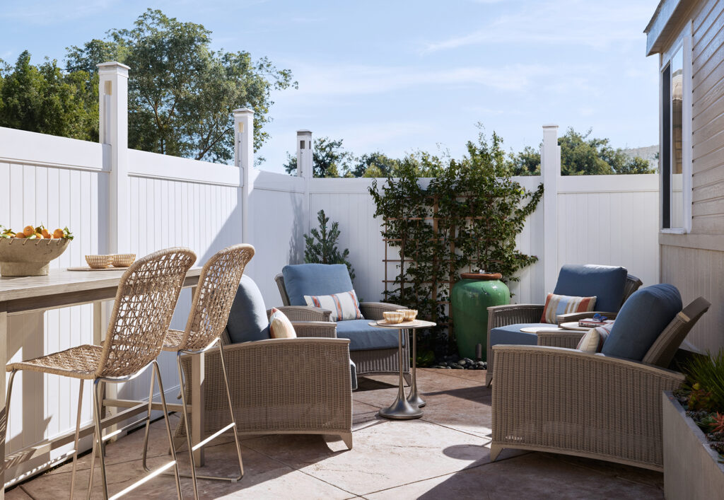 Outdoor Furnishings Ottawa, ON